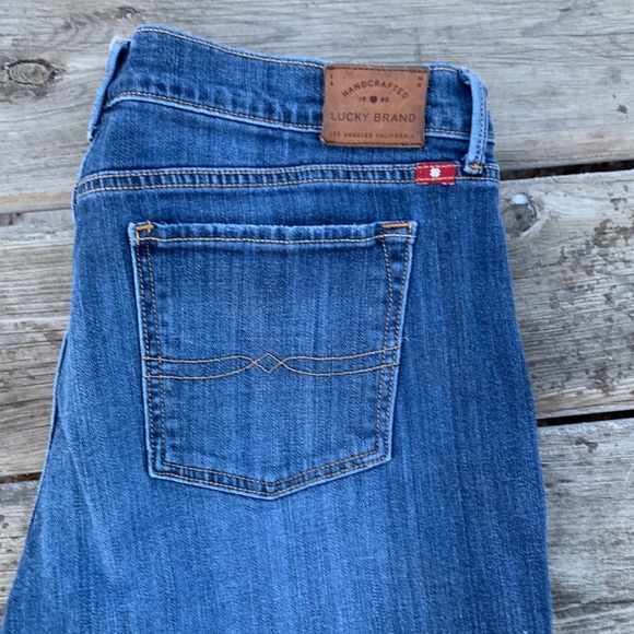 Lucky Brand Sweet N Straight Jeans - Picture 2 of 11